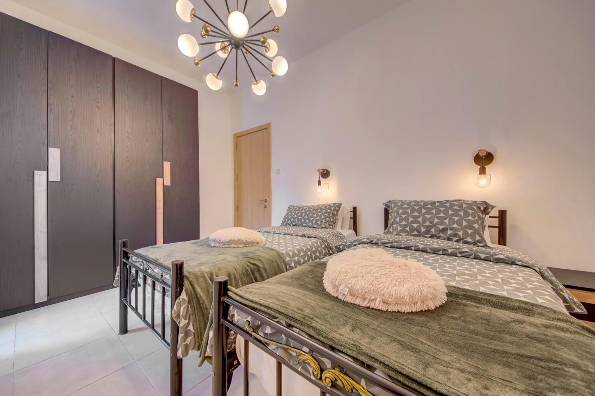 St Julians Apartment 1 Saint Julian's 外观 照片