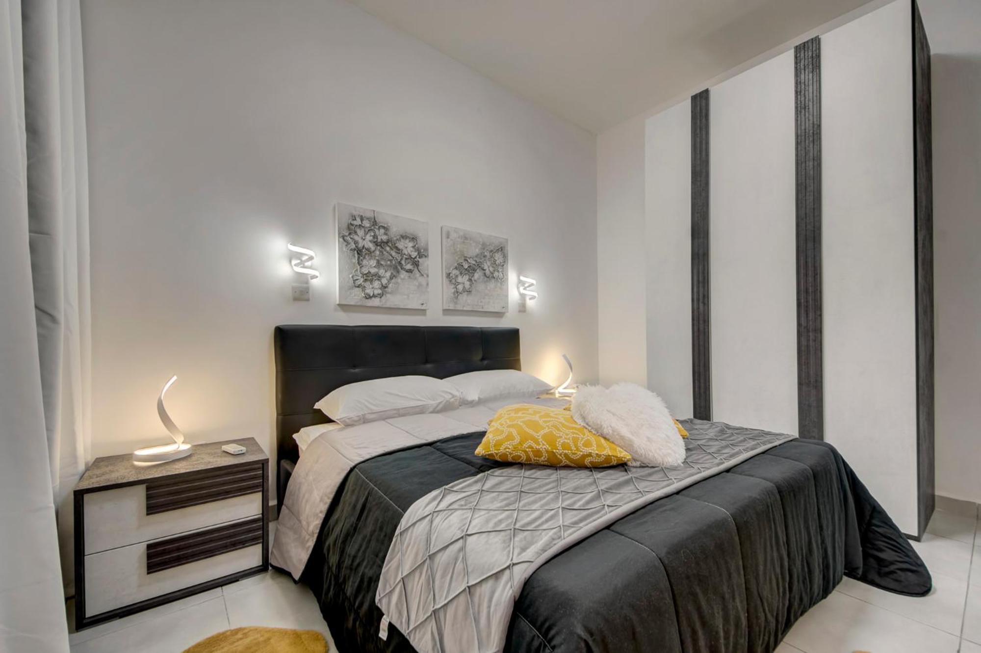 St Julians Apartment 1 Saint Julian's 外观 照片