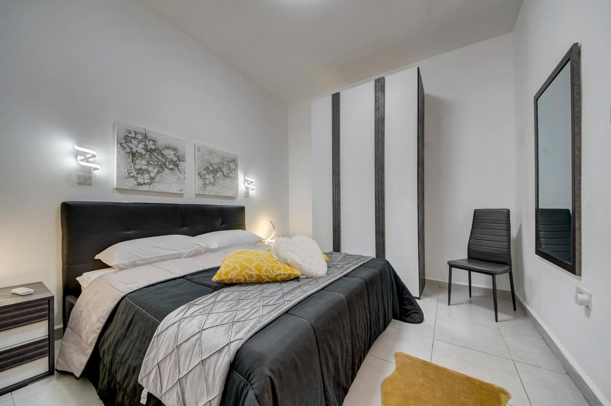 St Julians Apartment 1 Saint Julian's 外观 照片